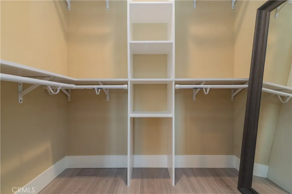 1000 W Macarthur Boulevard #13 Santa Ana, CA 92707