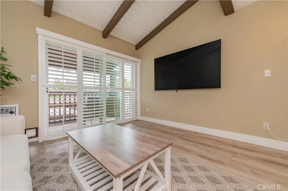1000 W Macarthur Boulevard #13 Santa Ana, CA 92707