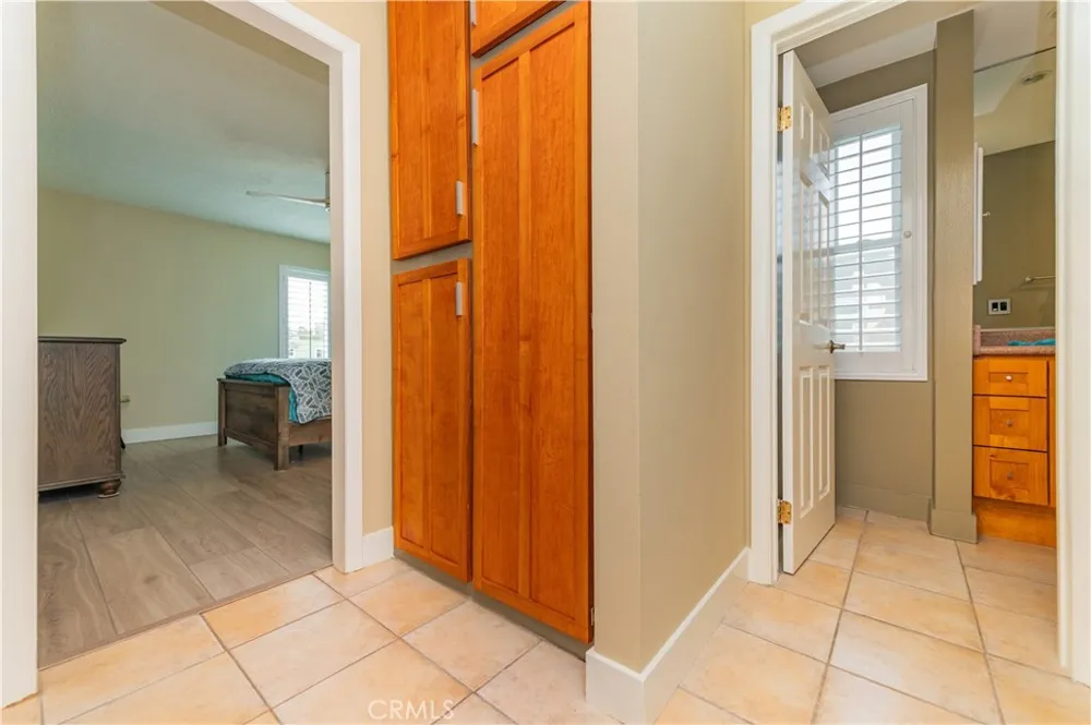 1000 W Macarthur Boulevard #13 Santa Ana, CA 92707