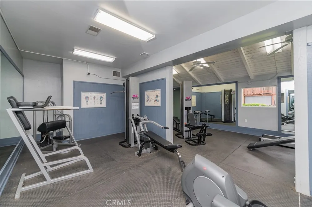 1000 W Macarthur Boulevard #13 Santa Ana, CA 92707