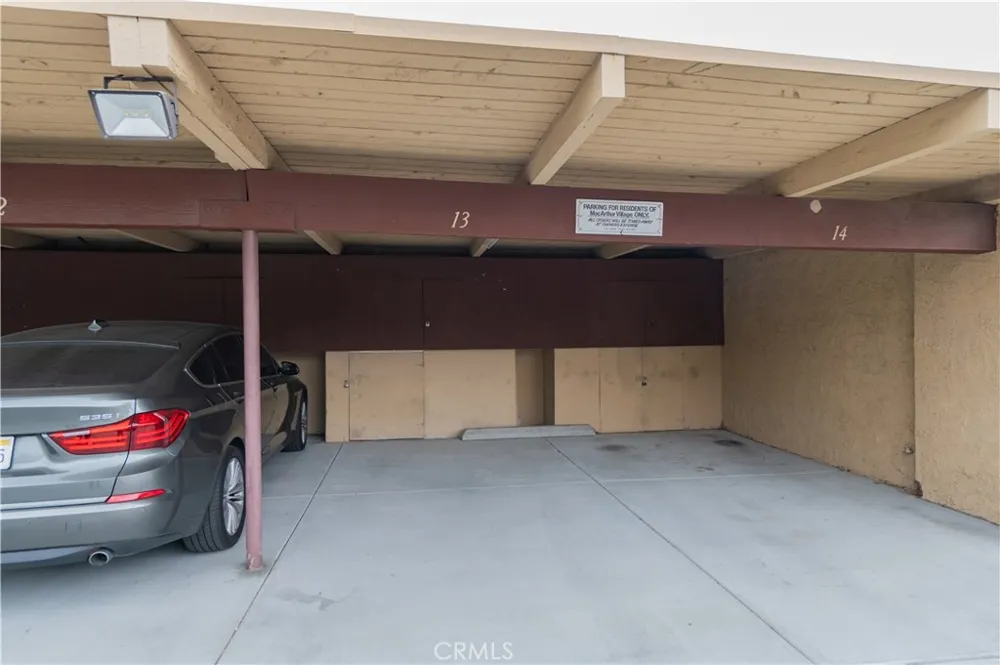 1000 W Macarthur Boulevard #13 Santa Ana, CA 92707