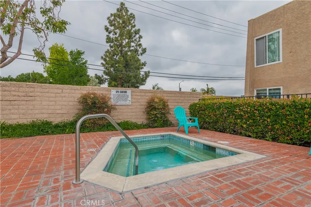1000 W Macarthur Boulevard #13 Santa Ana, CA 92707