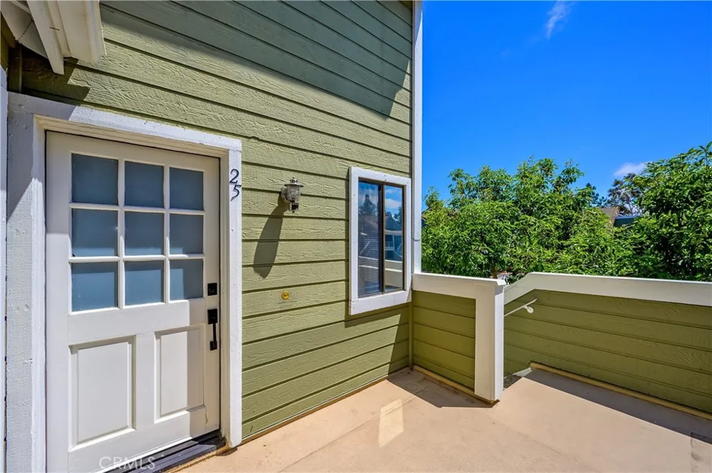 25 Clover Lane #359 Aliso Viejo, CA 92656