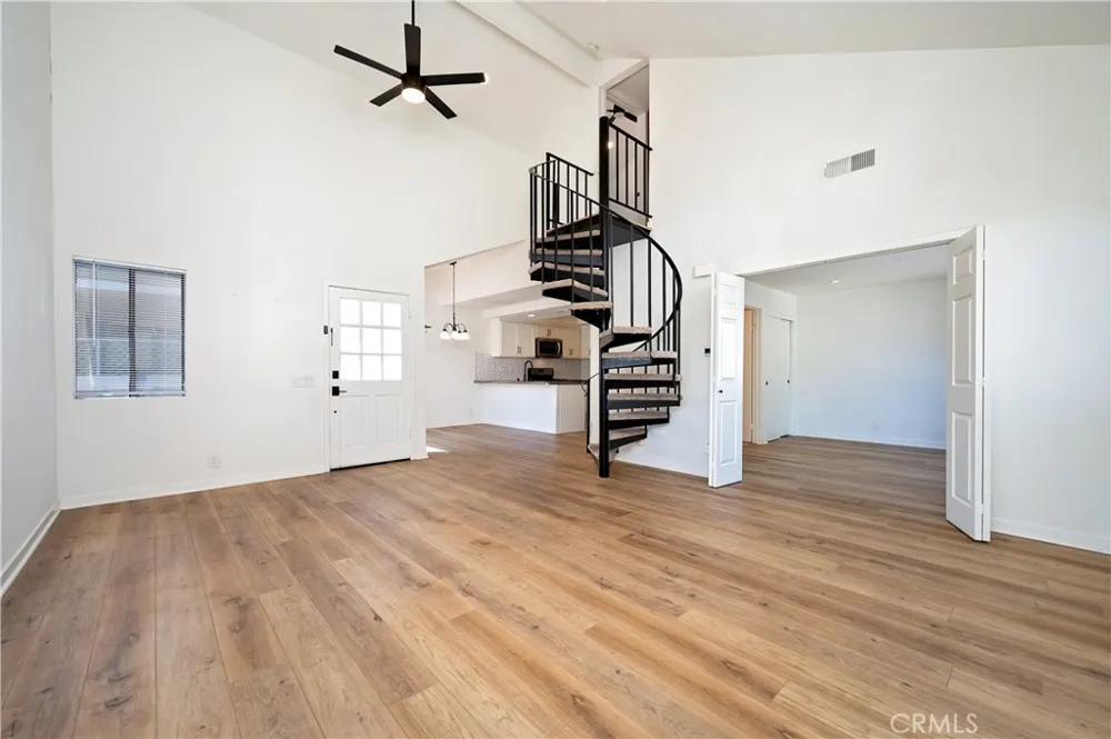 25 Clover Lane #359 Aliso Viejo, CA 92656