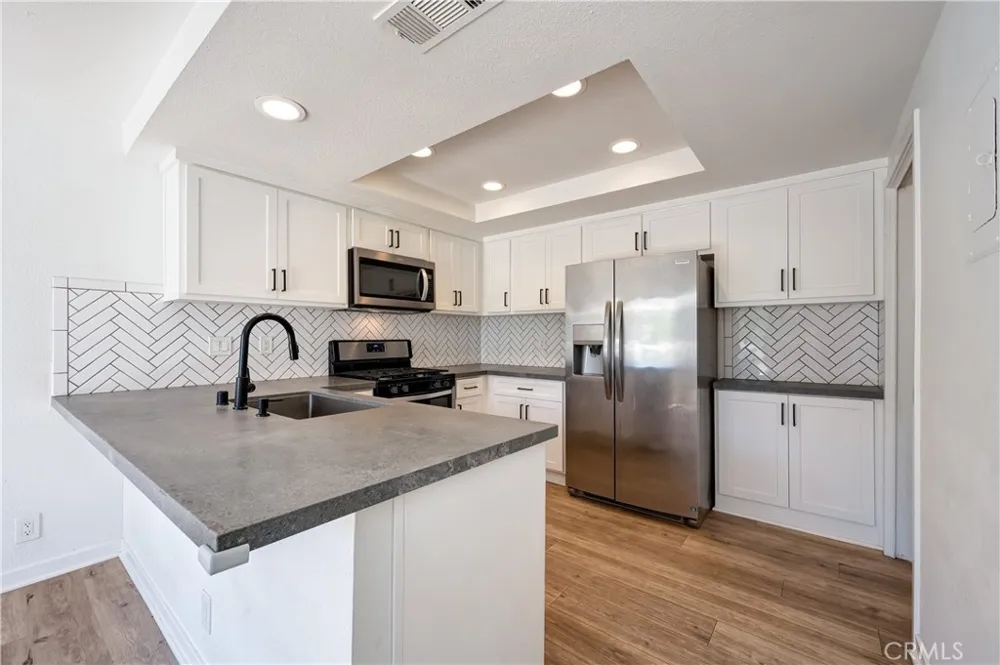 25 Clover Lane #359 Aliso Viejo, CA 92656