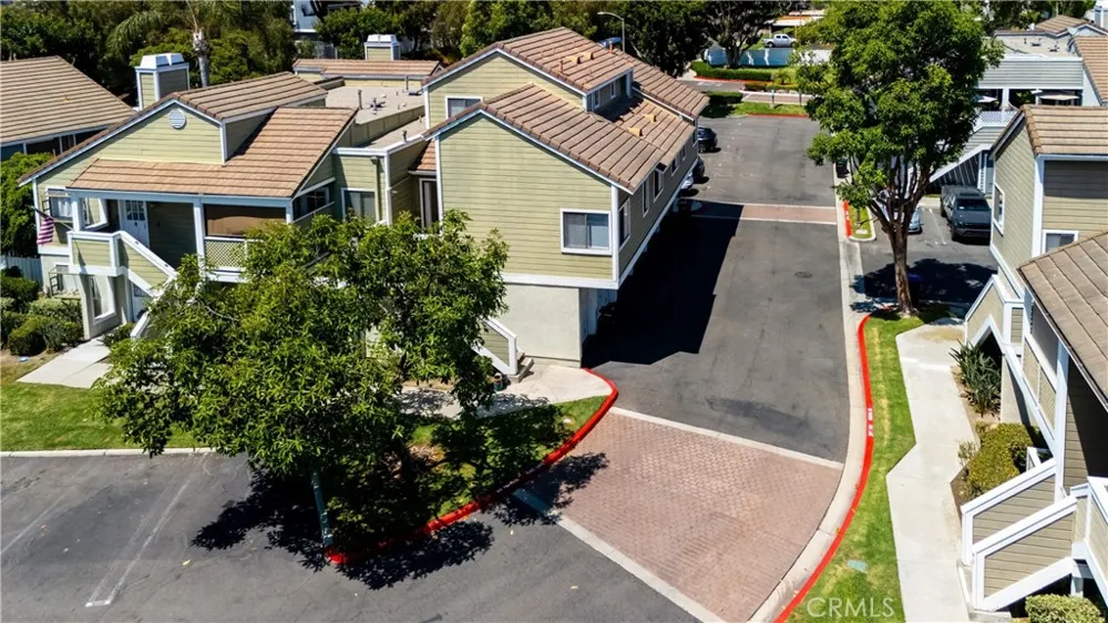 25 Clover Lane #359 Aliso Viejo, CA 92656