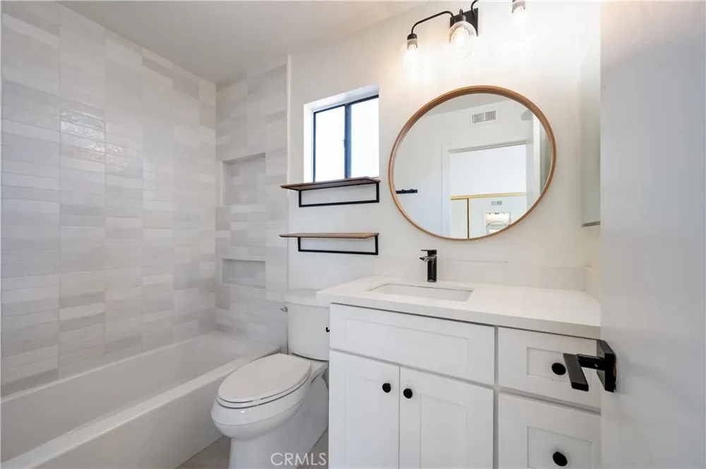 25 Clover Lane #359 Aliso Viejo, CA 92656