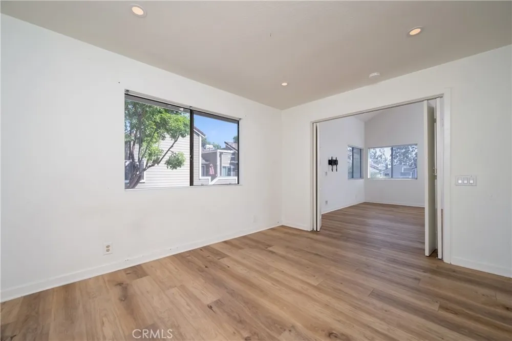 25 Clover Lane #359 Aliso Viejo, CA 92656