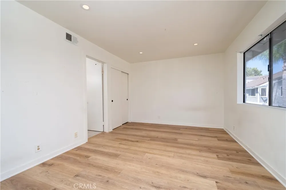 25 Clover Lane #359 Aliso Viejo, CA 92656