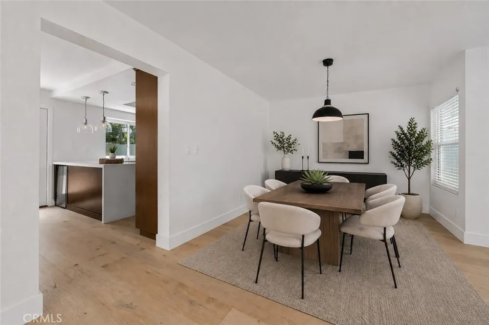 27 Almeria Irvine, CA 92614