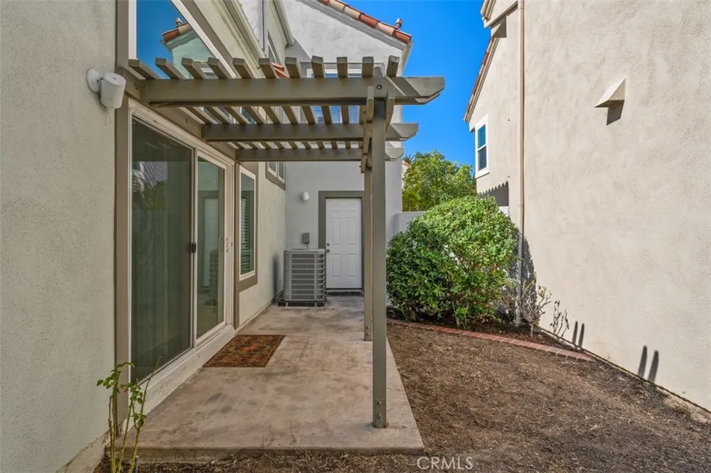 27 Almeria Irvine, CA 92614