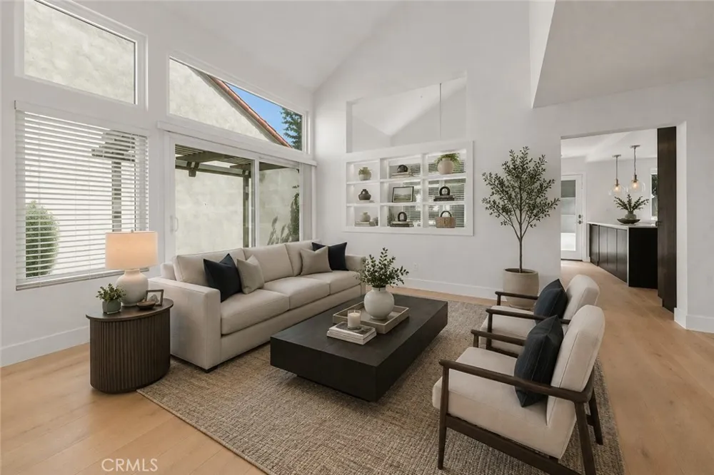 27 Almeria Irvine, CA 92614