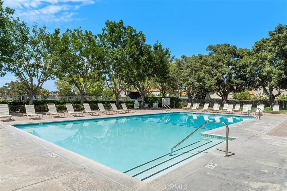 27 Almeria Irvine, CA 92614