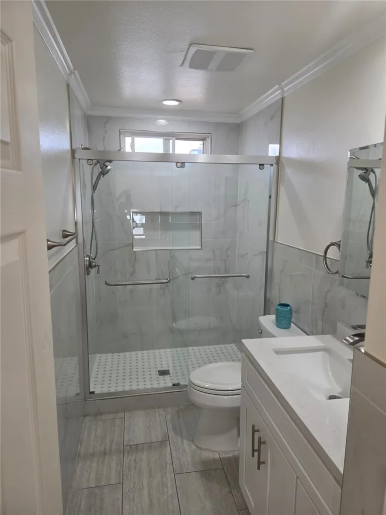 1812 W Balboa Newport Beach, CA 92663