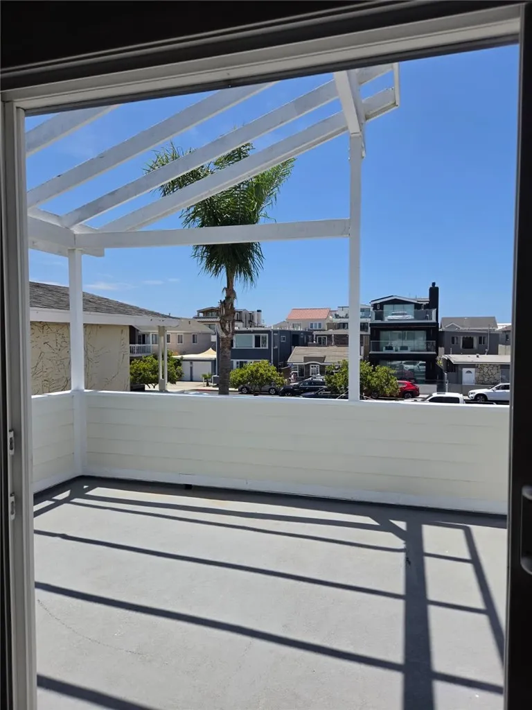 1812 W Balboa Newport Beach, CA 92663