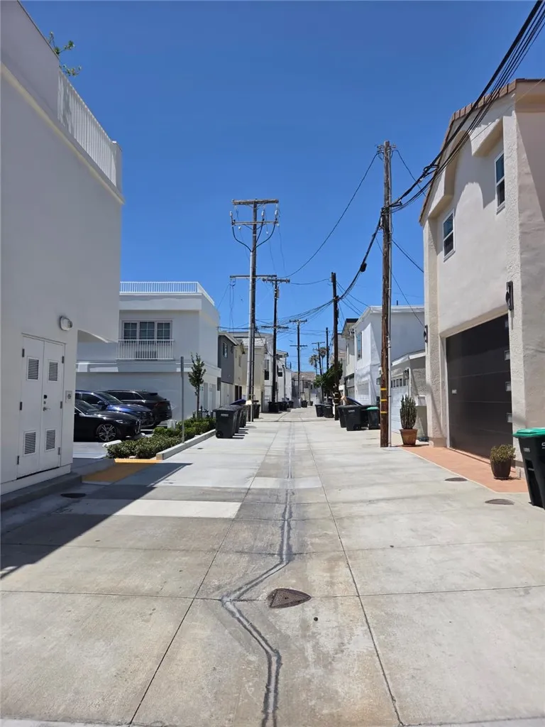 1812 W Balboa Newport Beach, CA 92663