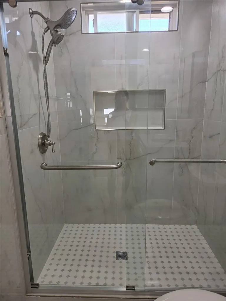 1812 W Balboa Newport Beach, CA 92663