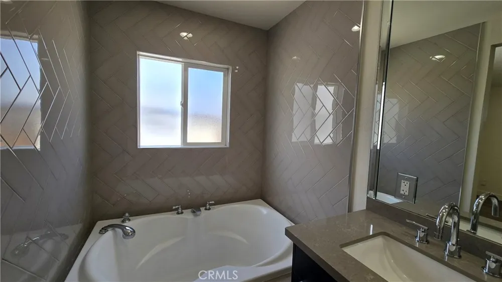 1812 W Balboa Newport Beach, CA 92663