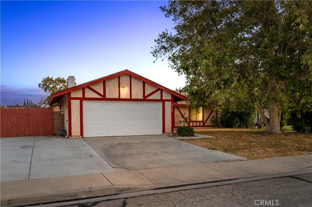 2310 Edam Lancaster, CA 93536