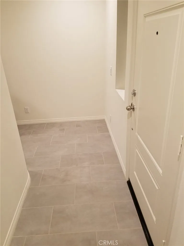 2459 S Loom Court Anaheim, CA 92802