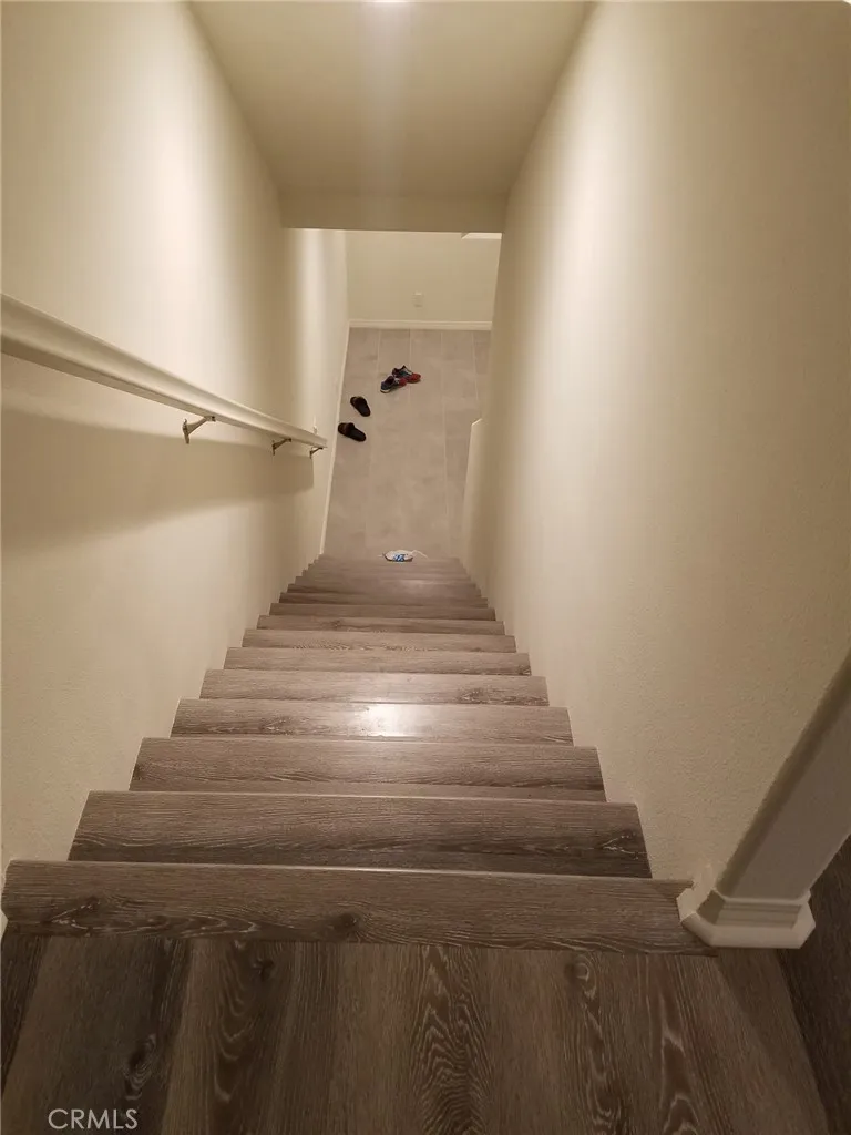 2459 S Loom Court Anaheim, CA 92802
