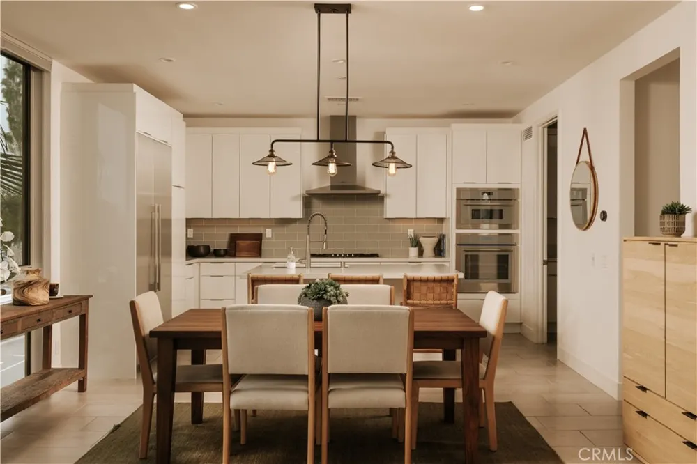 3001 Via Malaga Newport Beach, CA 92663
