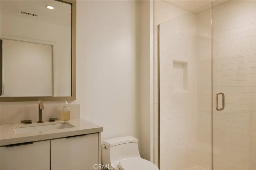 3001 Via Malaga Newport Beach, CA 92663