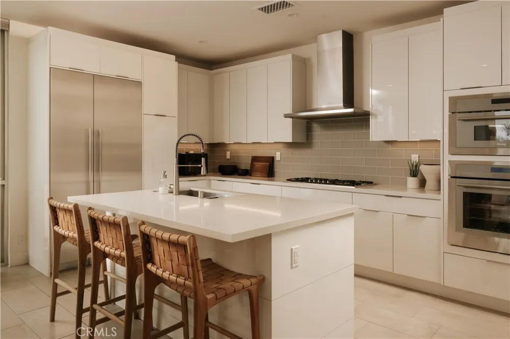 3001 Via Malaga Newport Beach, CA 92663