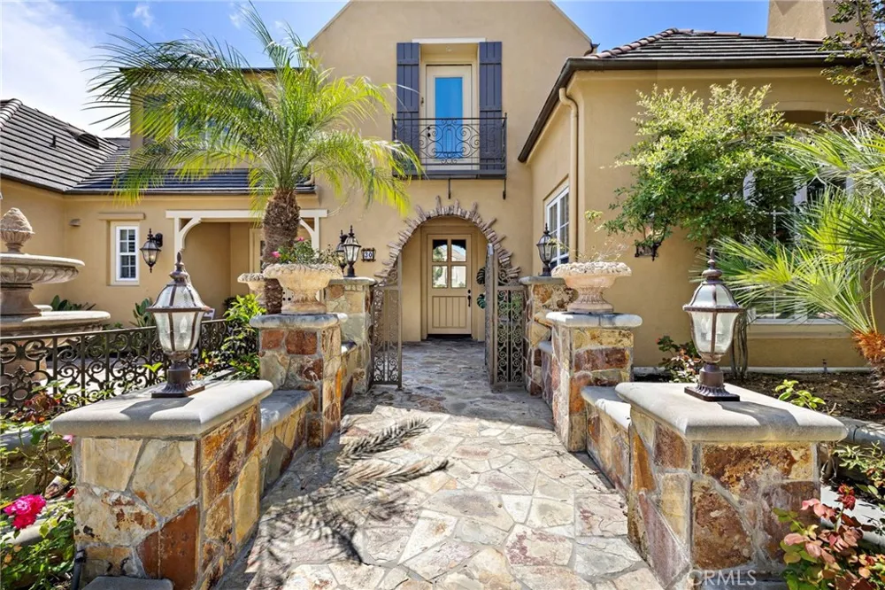 30 Palazzo Newport Beach, CA 92660