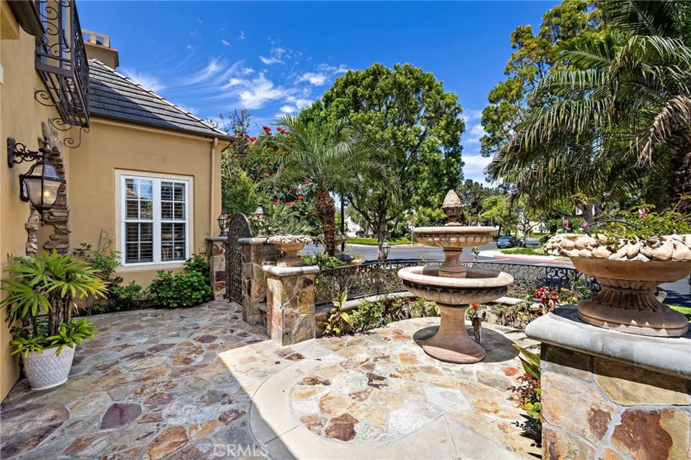 30 Palazzo Newport Beach, CA 92660