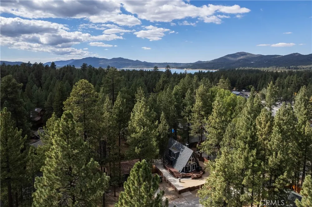 580 St Moritz Big Bear Lake, CA 92315