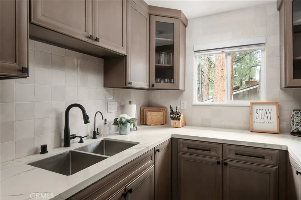 580 St Moritz Big Bear Lake, CA 92315
