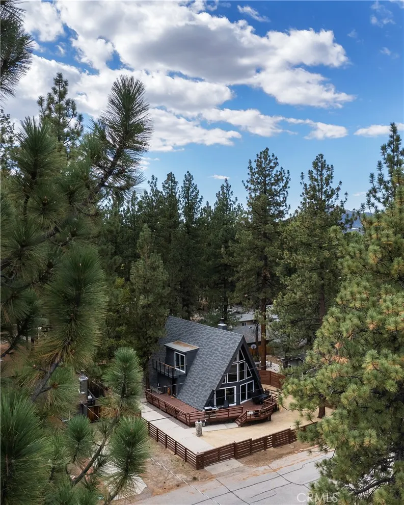 580 St Moritz Big Bear Lake, CA 92315