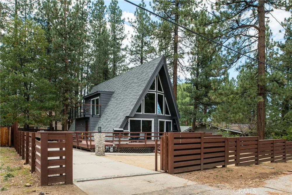 580 St Moritz Big Bear Lake, CA 92315