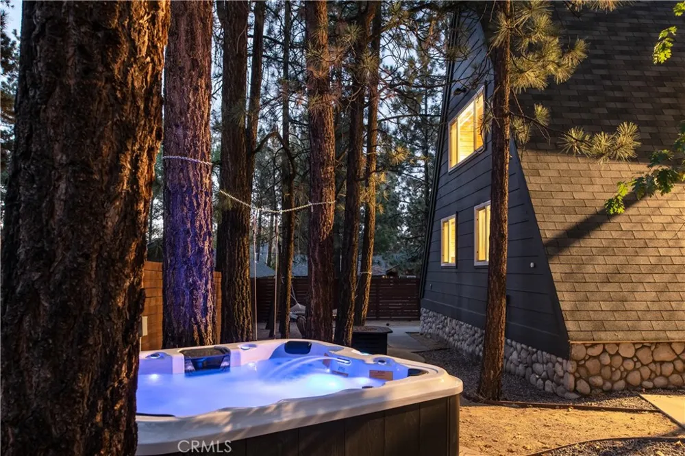580 St Moritz Big Bear Lake, CA 92315