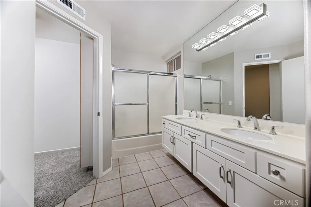 28392 Klondike Drive Lake Forest, CA 92679