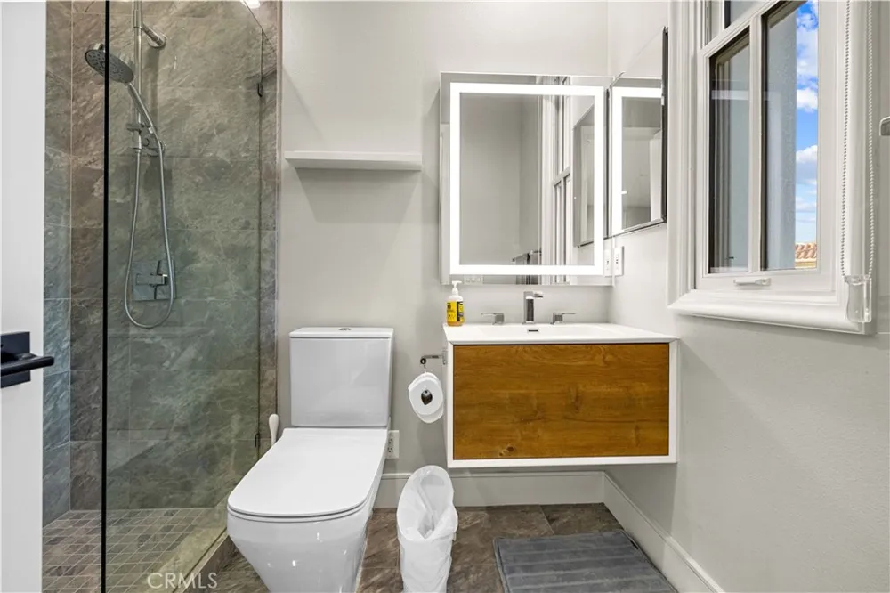 37 Vista Luci Newport Coast, CA 92657