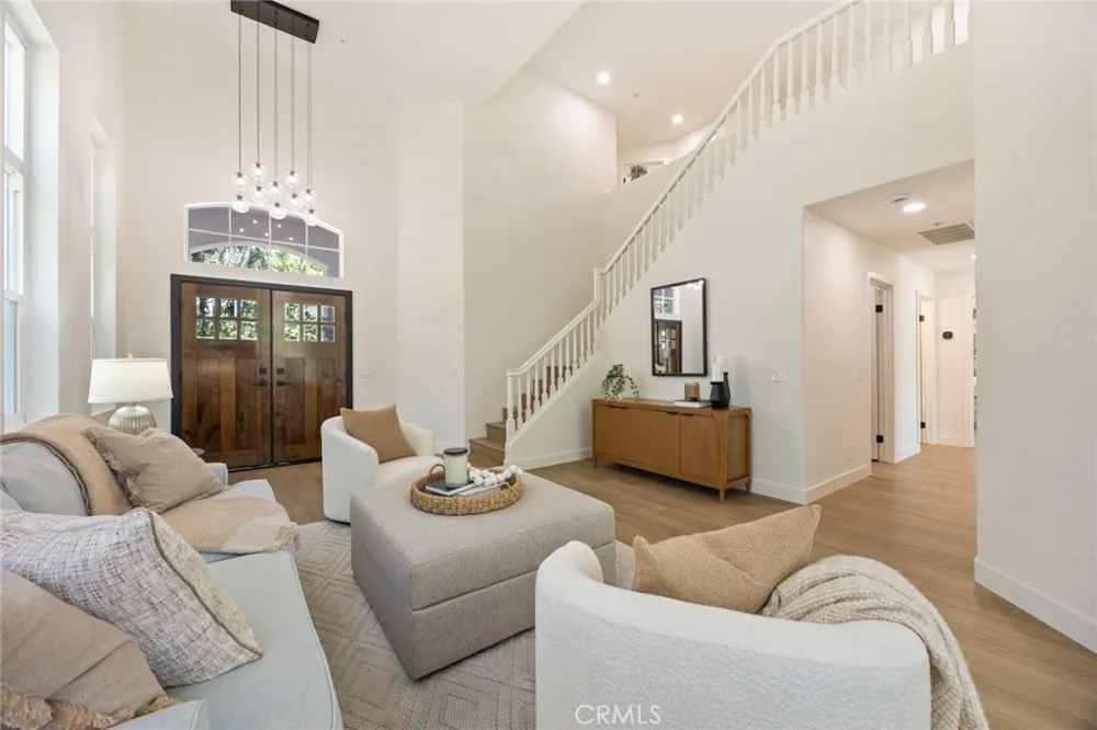 19 Mallard Drive Aliso Viejo, CA 92656
