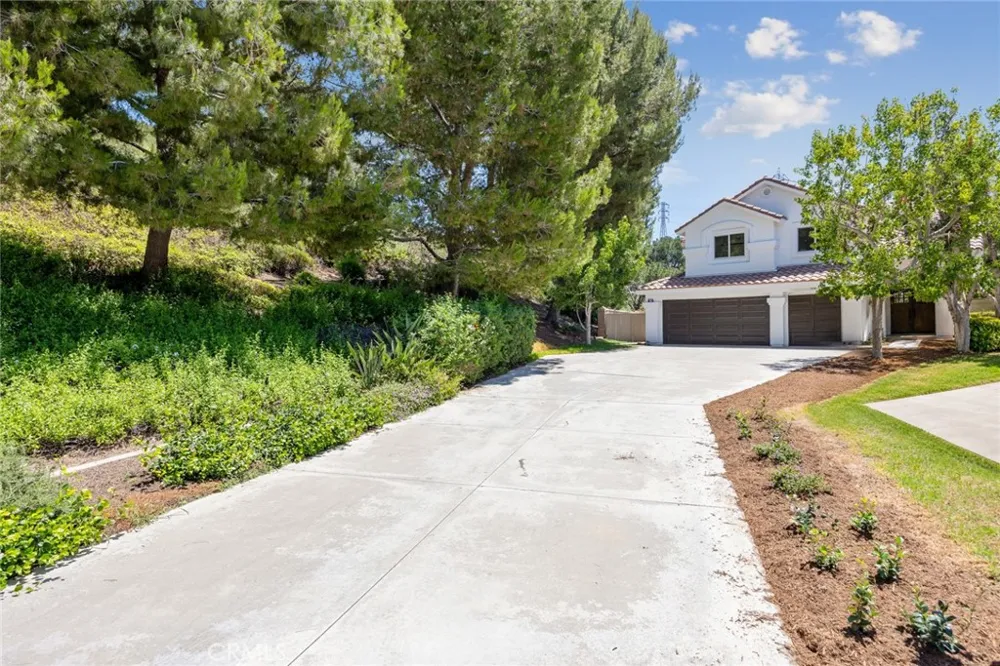 19 Mallard Drive Aliso Viejo, CA 92656
