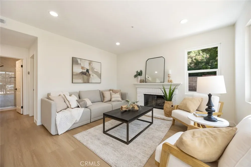 19 Mallard Drive Aliso Viejo, CA 92656