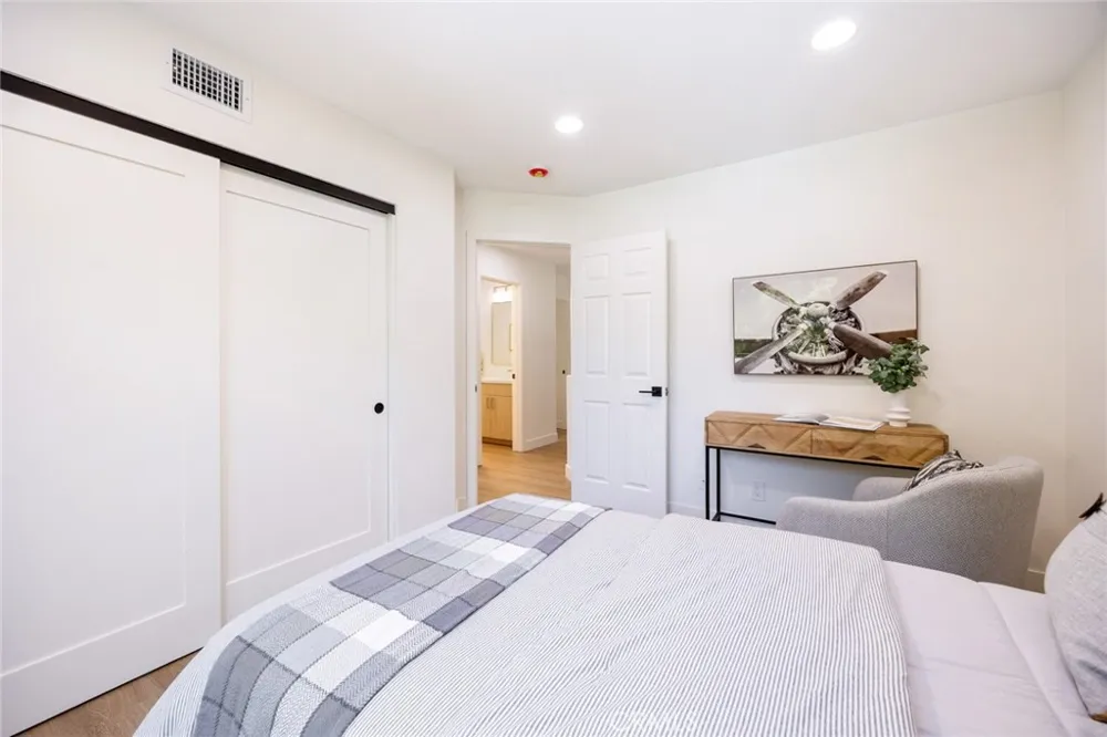 19 Mallard Drive Aliso Viejo, CA 92656