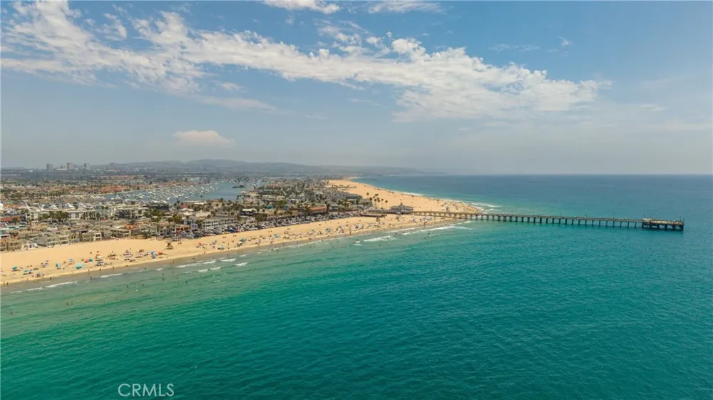 2214 W Oceanfront #A Newport Beach, CA 92663