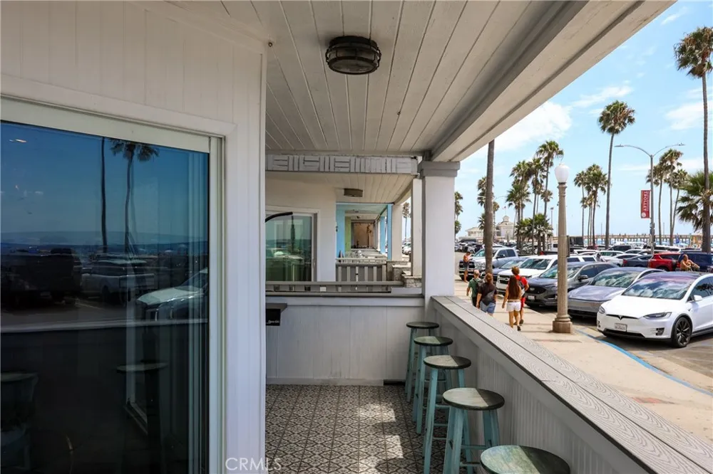 2214 W Oceanfront #A Newport Beach, CA 92663