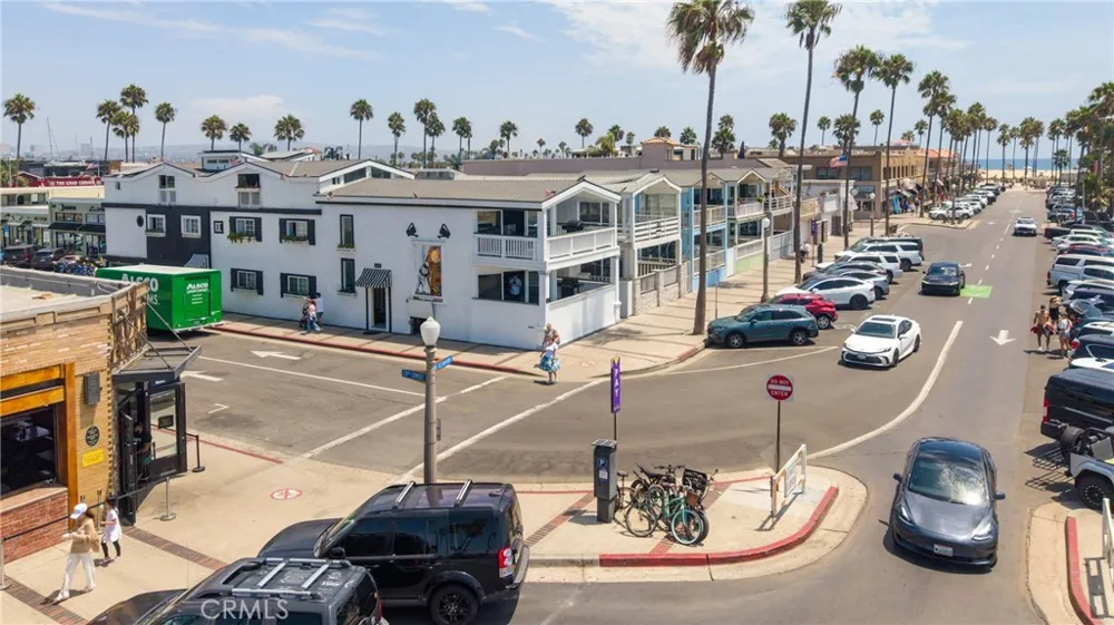 2214 W Oceanfront #A Newport Beach, CA 92663