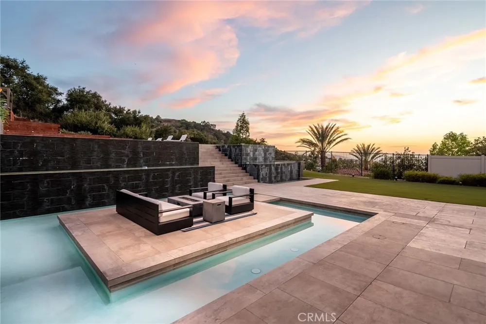 1227 Inspiration West Covina, CA 91791