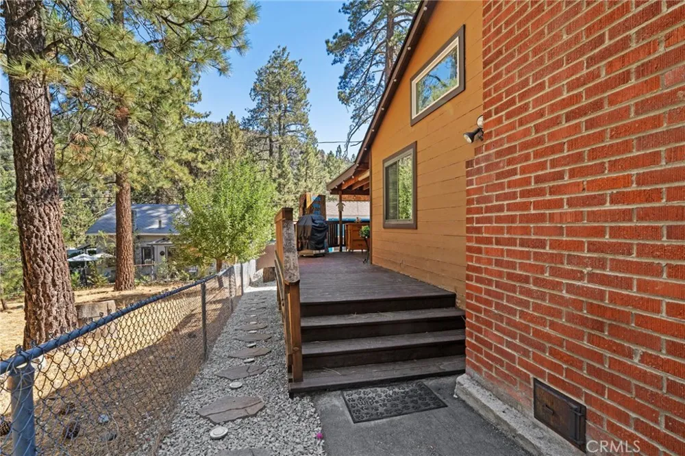 1498 Betty Wrightwood, CA 92397