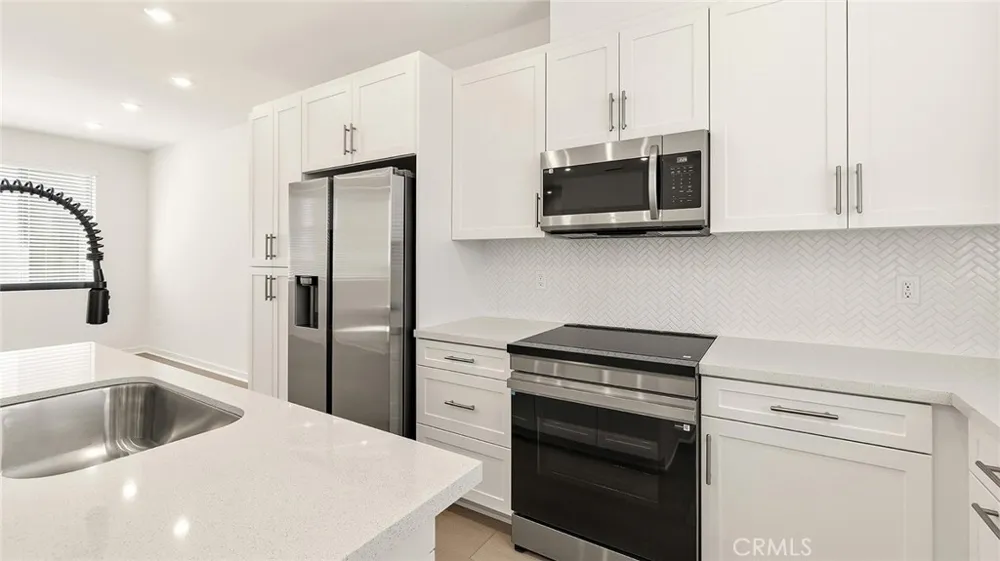 1973 Avenida Del Sol Placentia, CA 92870