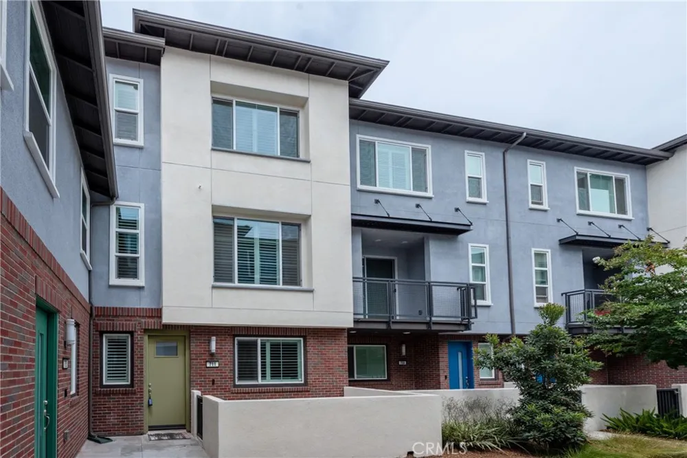 711 Hudson Lane West Covina, CA 91790