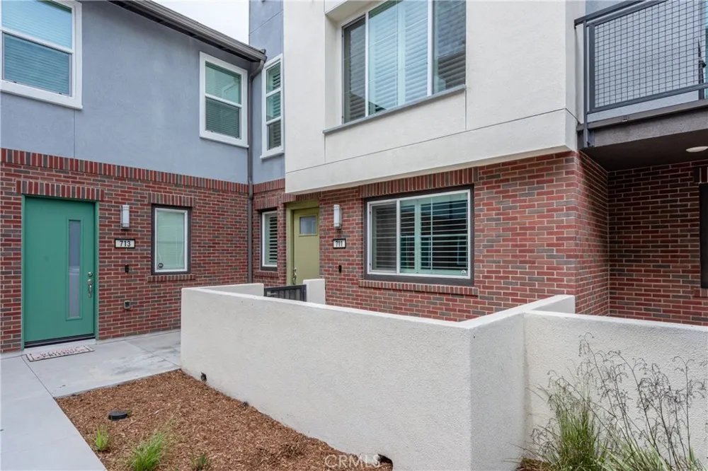 711 Hudson Lane West Covina, CA 91790