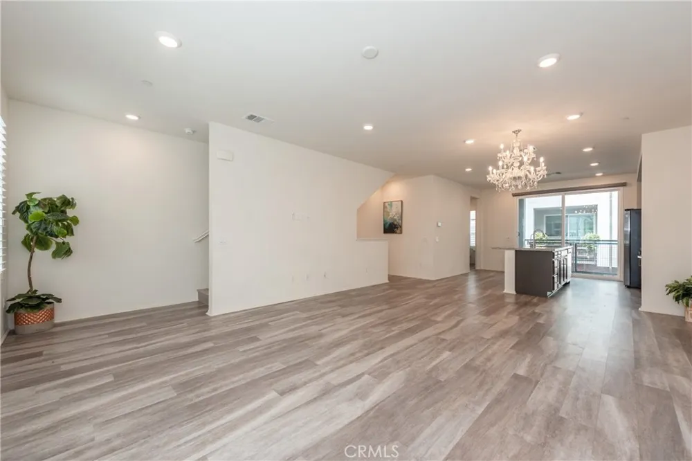 711 Hudson Lane West Covina, CA 91790